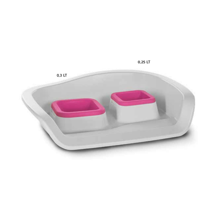 כלי אוכל ושתיה עם מגש