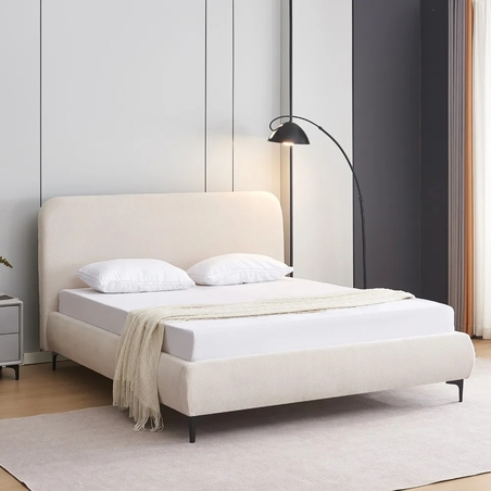 מיטה זוגית מרופדת בד רחיץ 3D עם רגלי ברזל דגם קורין קרם