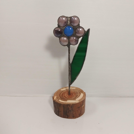 פרח זכוכית אפור בסיס עץ