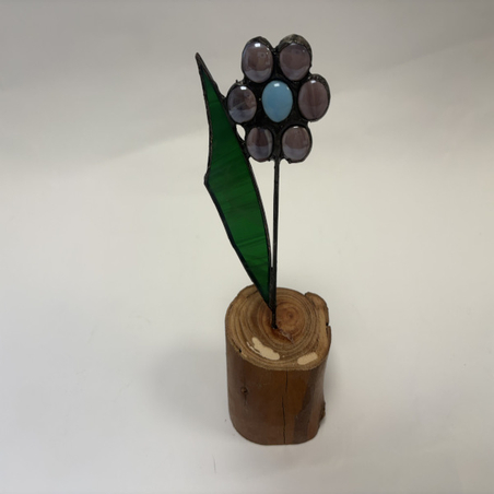 פרח ויטראז' על בסיס עץ