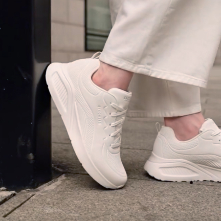 נעלי סקצ'רס לנשים ונוער | Skechers Uno Lite - Lighter One