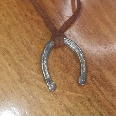 תליון פרסה