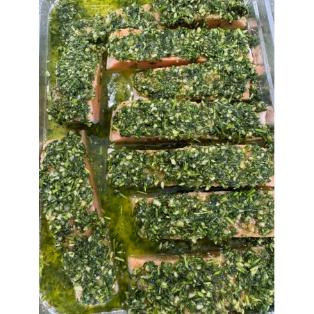 פילה סלמון בשום ועשבים