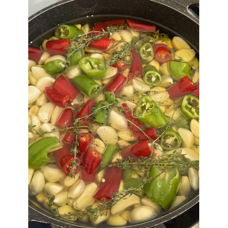 שום קונפי וחריפים