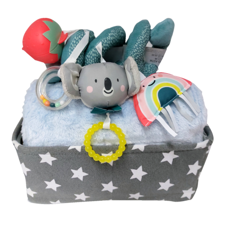 63# - אושר ענוג לבן : מתנה ליולדת - קופסת צעצועים, שמיכה רכה לתינוק, ספירלת קואלה משגעת לסלקל/ עגלה עם קופסת תות