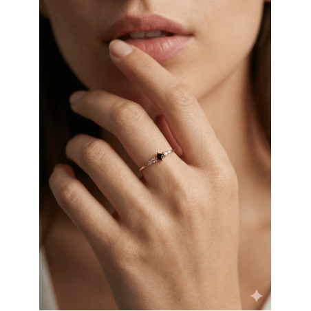 טבעת לוסי לבן