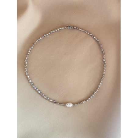 פנינה אפורה