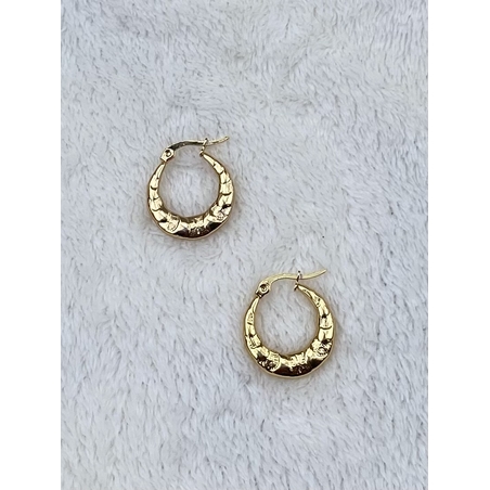Textured Classic Hoops