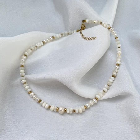 שרשרת פנינים מוזהבת