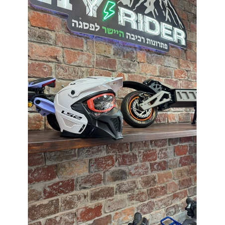 קסדת 3/4 דריפטר טיטניום – LS2 DRIFTER OF606