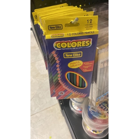 עפרונות צבעוניים