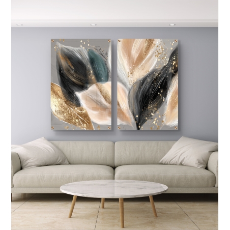 זוג תמונות זכוכית עם משיכות מכחול בגווני שחור, בז', זהב ולבן, עם נגיעות ברק זהוב, מודפסות על זכוכית חלקה ומבריקה
