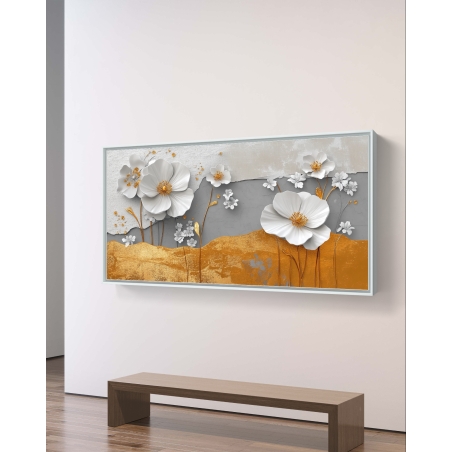 תמונת קנבס לרוחב עם פרחים לבנים בתלת־ממד על רקע זהוב ואפור, מתוך קולקציית תכשיט לבית.   2/2