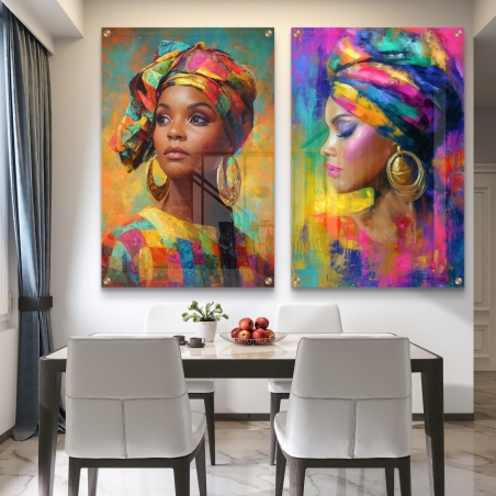 זוג תמונות זכוכית עם פורטרטים נשיים צבעוניים על רקע אומנותי