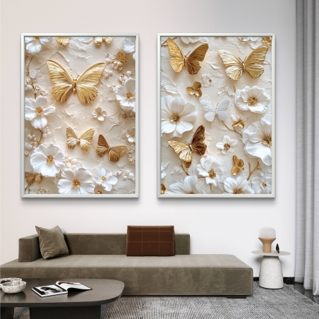 זוג תמונות קנבס עם פרפרים זהובים ופרחים לבנים בתבליט תלת ממדי