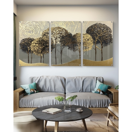 שלישיית זכוכית מוזהבת עם עיצוב עצים וטקסטורה יוקרתית בגווני אפור ומוזהב.