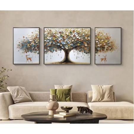 תמונת קנבס מחולקת לשלושה חלקים המציגה עץ רחב ידיים עם עלים צבעוניים ושני צבאים משני הצדדים - עיצוב טבעי והרמוני לקירות הבית.
