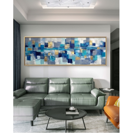 תמונת קנבס פנורמית אבסטרקטית בגווני כחול ותכלת עם נגיעות זהב זוהרות, מודפסת בהדפסה חלקה ואיכותית על קנבס.