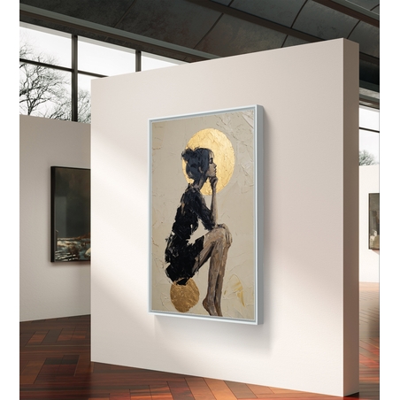 תמונת קנבס של דמות נשית אמנותית עם אלמנטים זהובים, בעיצוב מודרני ואלגנטי לבית