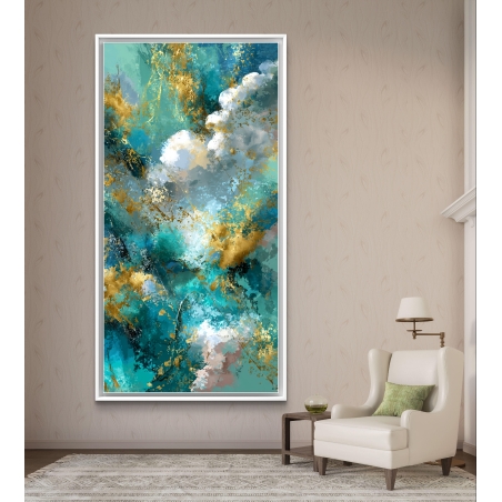 תמונת קנבס לאורך בסגנון מופשט בגווני טורקיז, ירוק-כחול ועננים לבנים עם נגיעות זהב – מבית תכשיט לבית.