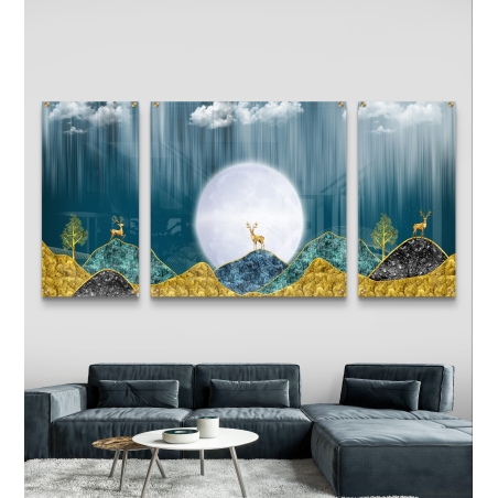 סט תמונות זכוכית מחולקות עם צבי מוזהב על הרים צבעוניים וירח מלא במרכז מתוך קולקציית תכשיט לבית