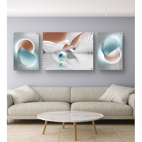 תמונת זכוכית מחולקת לשלשה 