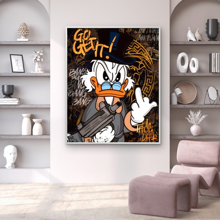 תמונת קנבס בסגנון סטריט-ארט עם דונלד דאק במראה נועז וצבעים עזים מתוך קולקציית תכשיט לבית.