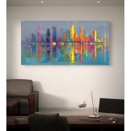 תמונת זכוכית לרוחב המציגה קו עיר צבעוני בהדפסה חלקה – תכשיט לבית