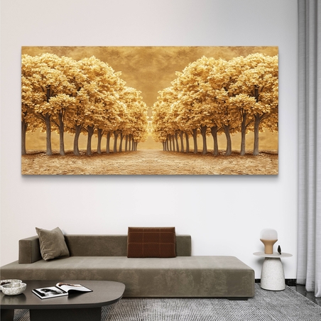 תמונת קנבס פנורמית המציגה שדרת עצים זהובים המשתרעת עד האופק, עיצוב יוקרתי וחמים לחלל הבית.
