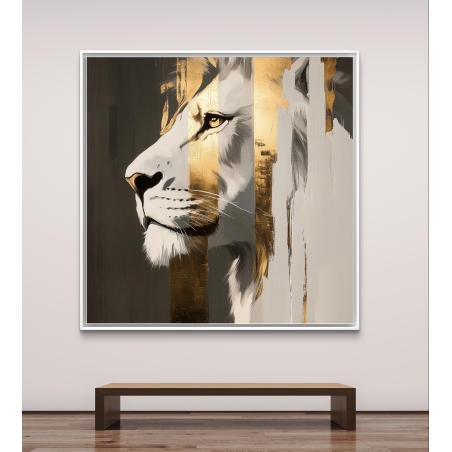 תמונת קנבס מרובעת של אריה בגוונים שחור, לבן וזהב עם מראה מופשט ויוקרתי.