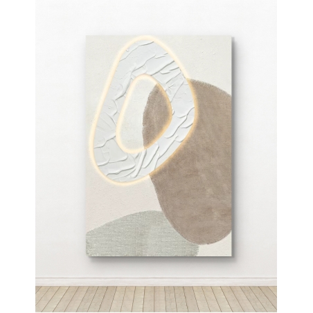 תמונה מודרנית בעבודת יד עם צורה אבסטרקטית בולטת ותאורת LED פנימית בגווני בז' ולבן מבית תכשיט לבית