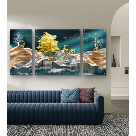 שלוש תמונות זכוכית עם נוף הרים, עצים מוזהבים וצבאים על רקע טורקיז, בהדפסה חלקה איכותית.