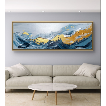 תמונת קנבס פנורמית עם גלים בגווני כחול וזהב, מרקם עשיר ועיצוב מודרני לקיר הבית
