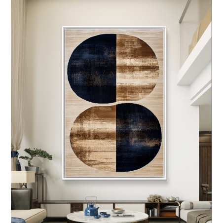 תמונה קנבס לאורך עם שני עיגולים חצויים בגווני זהב וכחול על רקע בהיר, בסגנון גאומטרי מודרני, הדפסה חלקה איכותית של תכשיט לבית