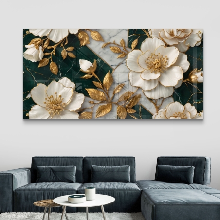 תמונת זכוכית לרוחב בעיצוב פרחי שושן לבנים עם זהב על רקע שיש ירוק – הדפסה חלקה ויוקרתית מקולקציית תכשיט לבית