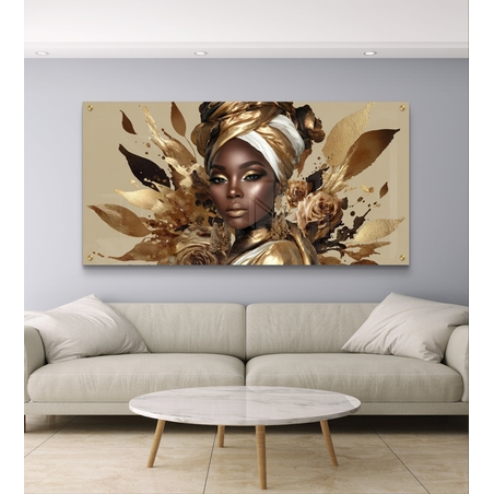 תמונת זכוכית לרוחב עם דיוקן נשי בגווני זהב ועיצוב יוקרתי