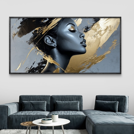 תמונת קנבס בסגנון אפריקאי עם דיוקן נשי מרהיב בגווני כחול וזהב, המשדרת עוצמה ויוקרה לכל חלל.