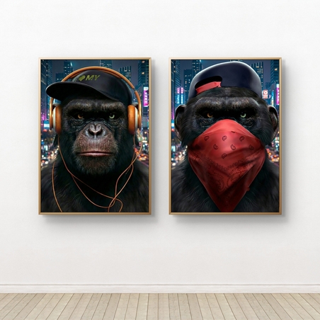 תמונת קנבס זוגית בסגנון אורבני של דמויות קופים עם אוזניות וכיסוי פנים, מסר של עוצמה, זהות וחופש