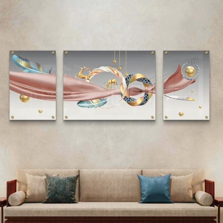 סט של 3 תמונות זכוכית דקורטיביות עם אלמנטים של איילים, נוצות וגווני זהב וכחול על רקע חלק – עיצוב מודפס באיכות גבוהה מתוך קולקציית תכשיט לבית