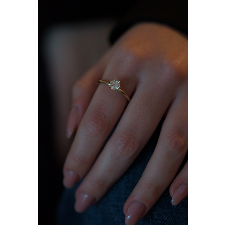 טבעת פרח יהלום מעבדה