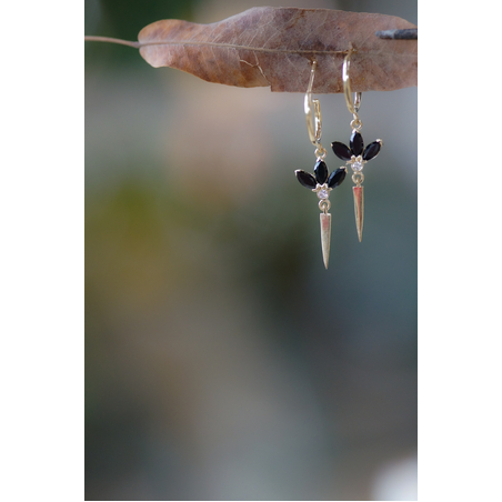 עגיל חישוק לוטוס אוניקס