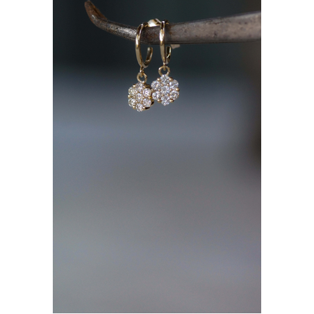 עגיל פלורי יהלומים לבנים