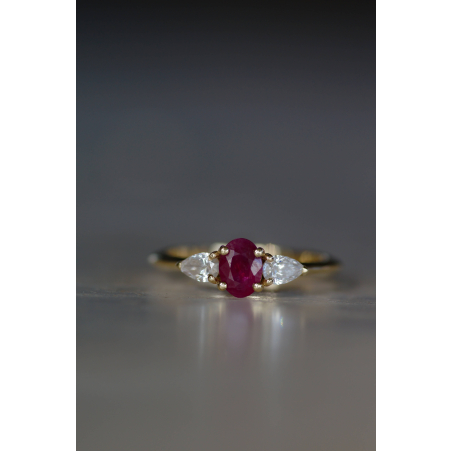 טבעת אמה רובי ויהלומי מעבדה