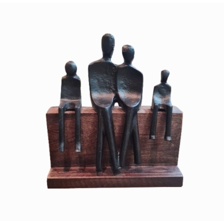 פסל משפחתי מתכת על עץ