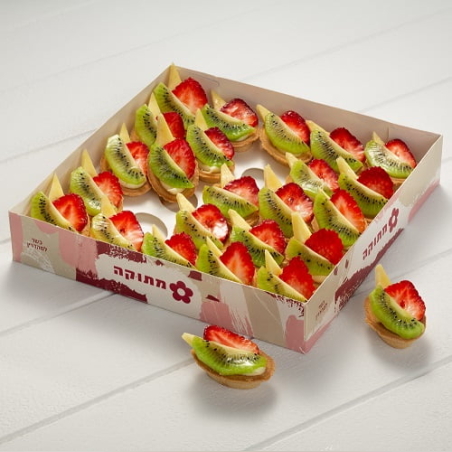 מגש טארטלטים פירות וקרם פטיסייר