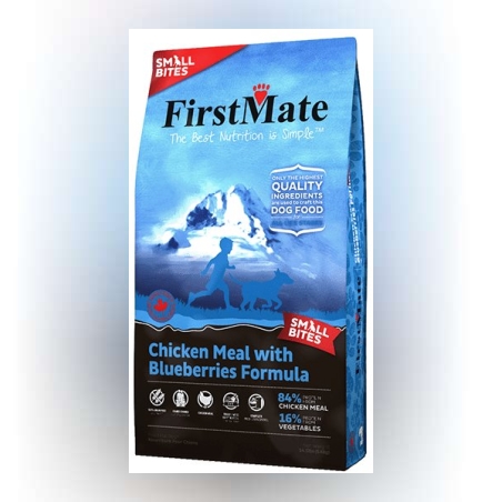 מזון פירסט מייט ללא דגנים לכלבים מגזע קטן עוף ואוכמניות 6.6 ק