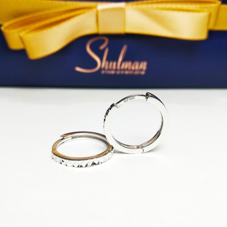 עגילי חישוק קליק חריטות גודל 2  זהב לבן