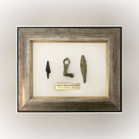 העתק ממוסגר - ממצאים ממצדה