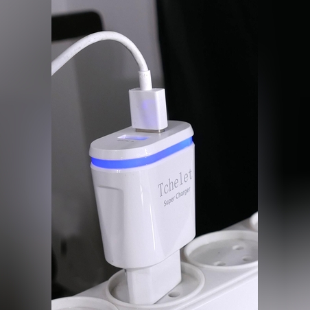 מטען עם כבל טעינה Type-C