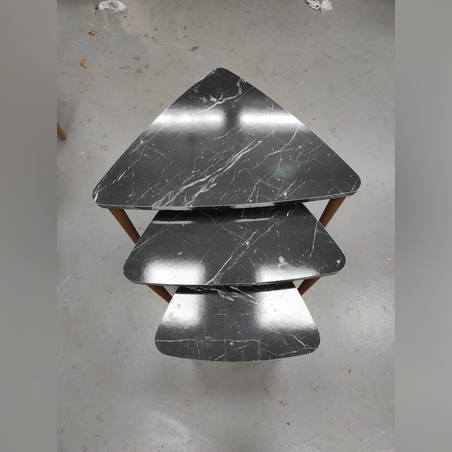 שלישיה ב 300 שח- שחור